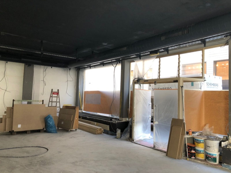 Schemberg Ladenbau kümmert sich um die Storerenovierung Leerstehendes Ladenlokal während der Bauphase nach Shopaufgabe oder Storerenovierung durch Schemberg Ladenbau